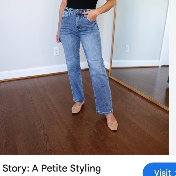 Women's Blue Jeans - Picture 5 of 5